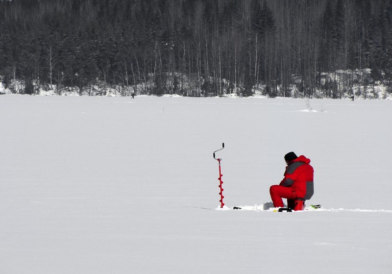 Image: Experience the Thrill of Ice Fishing with Our Live Demo in the UK